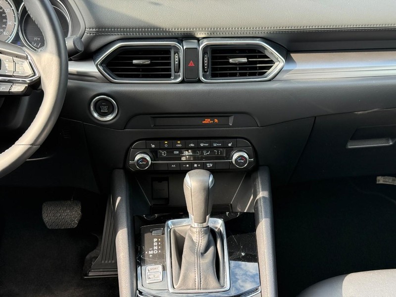 Mazda CX-5 Vehicle Image 18