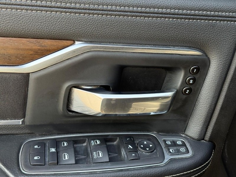 Ram 2500 Vehicle Image 18