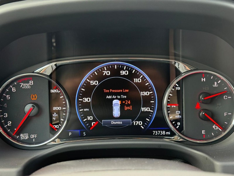 GMC Acadia Vehicle Image 26