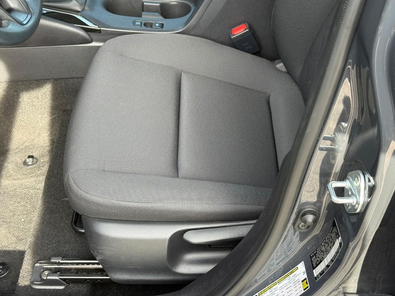Toyota Corolla Vehicle Image 18