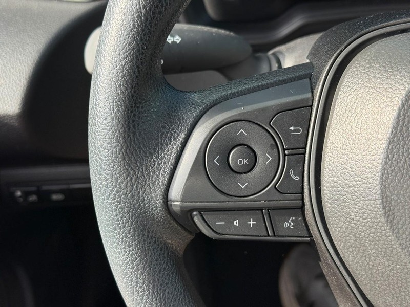 Toyota Corolla Vehicle Image 19
