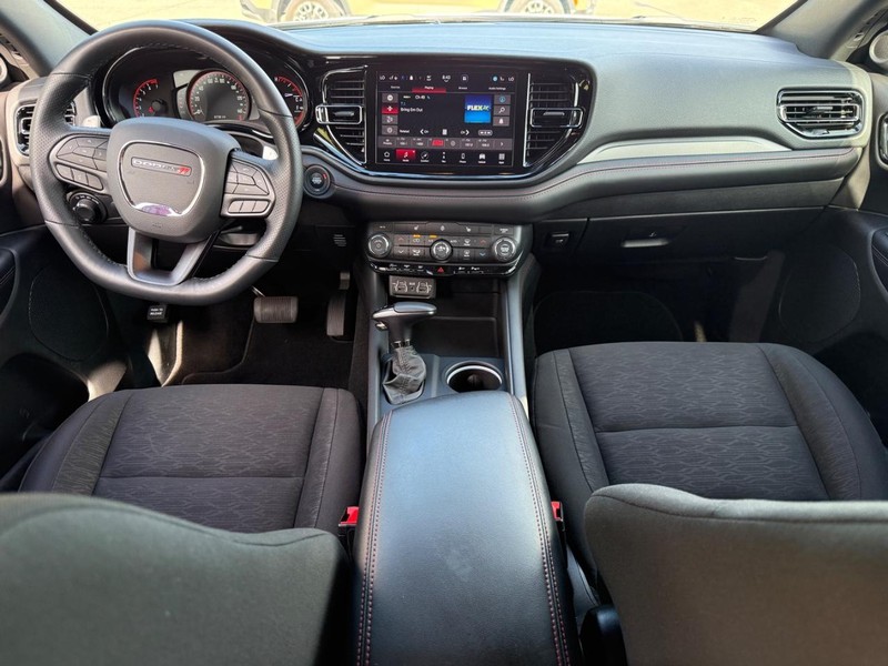 Dodge Durango Vehicle Image 17