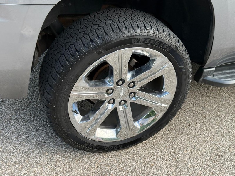 Chevrolet Tahoe Vehicle Image 09