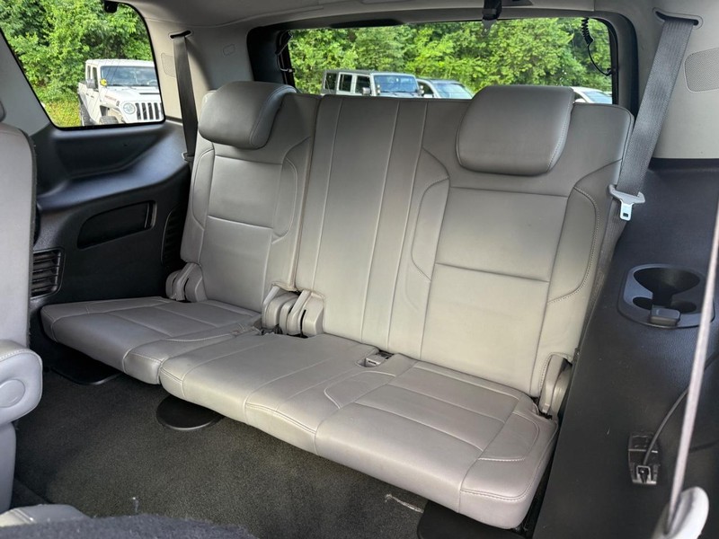 Chevrolet Tahoe Vehicle Image 14