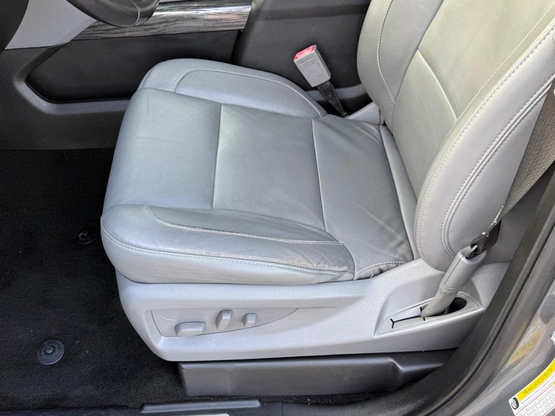 Chevrolet Tahoe Vehicle Image 20