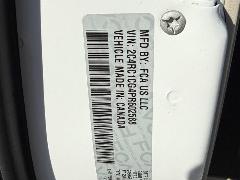 Chrysler Voyager Vehicle Image 27
