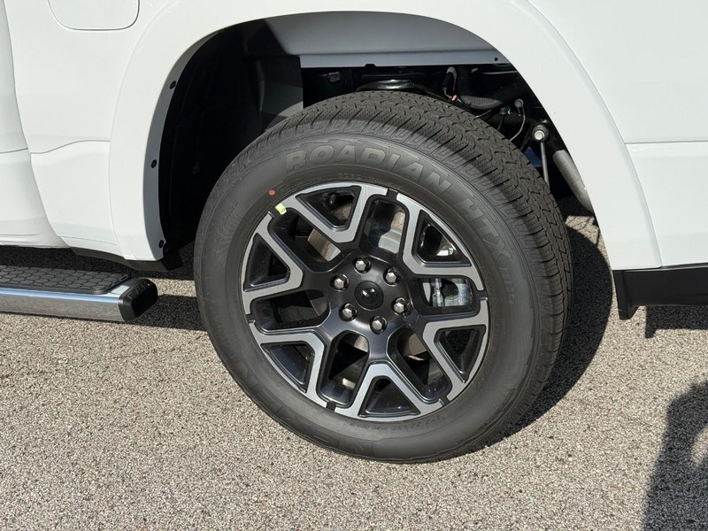 Ram 1500 Vehicle Image 05