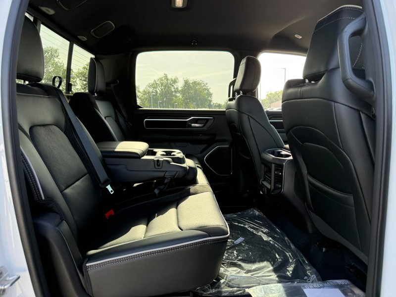 Ram 1500 Vehicle Image 08