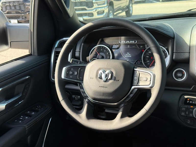 Ram 1500 Vehicle Image 11
