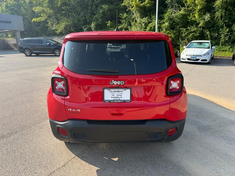Jeep Renegade Vehicle Image 07