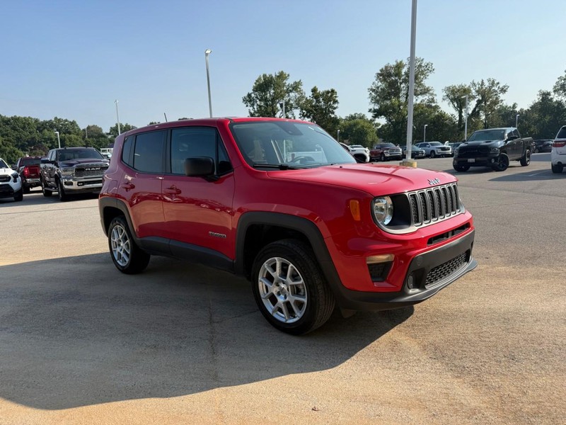 Jeep Renegade Vehicle Image 09