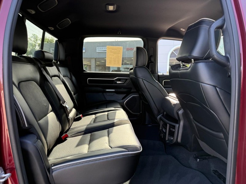 Ram 1500 Vehicle Image 14