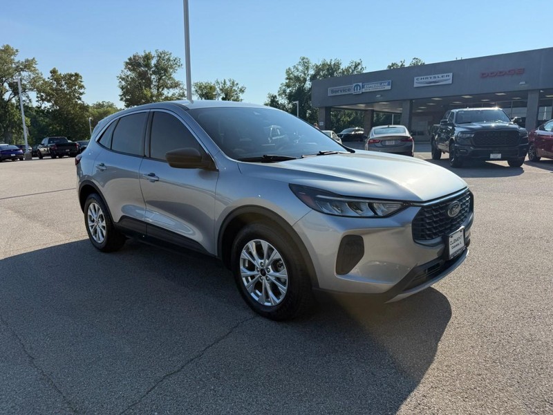 Ford Escape Vehicle Image 12