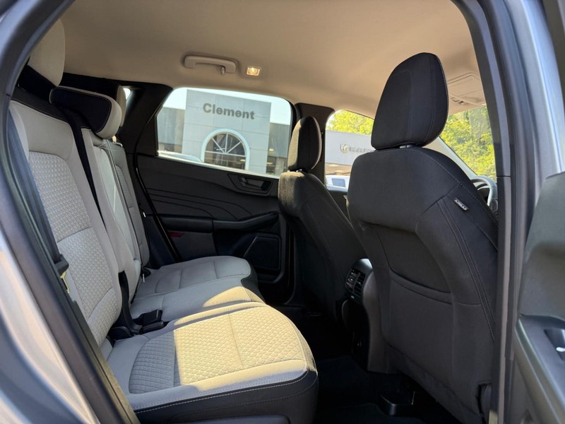 Ford Escape Vehicle Image 14