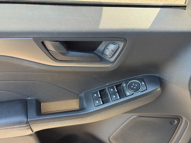 Ford Escape Vehicle Image 20