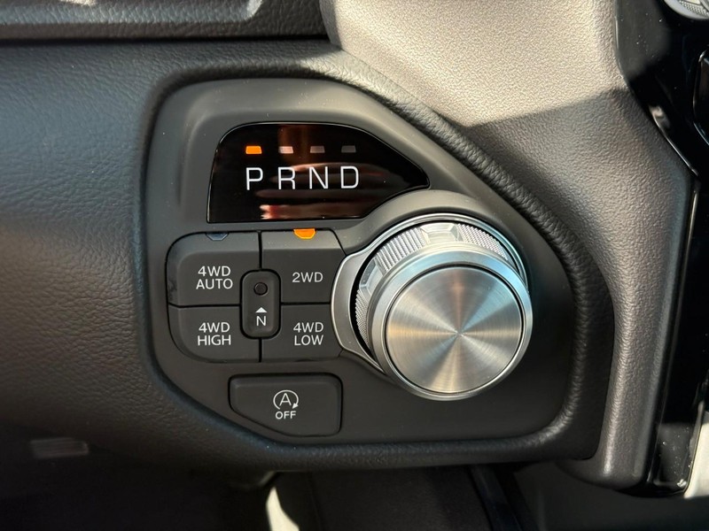 Ram 1500 Vehicle Image 20