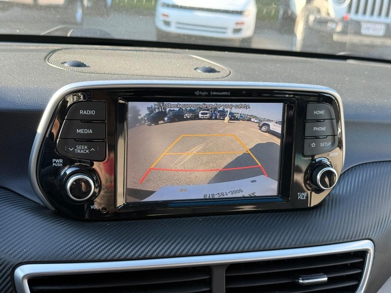 Hyundai Tucson Vehicle Image 26