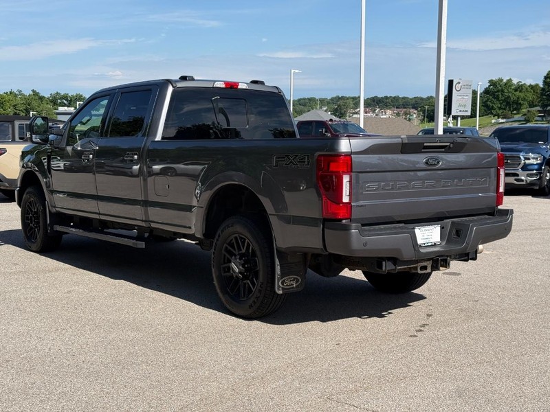 Ford Super Duty F-350 SRW Vehicle Image 04