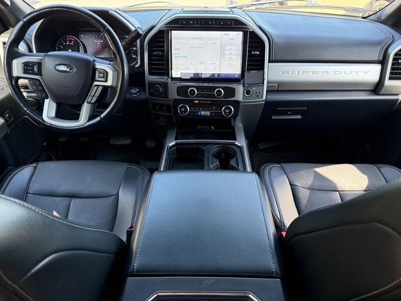 Ford Super Duty F-350 SRW Vehicle Image 16