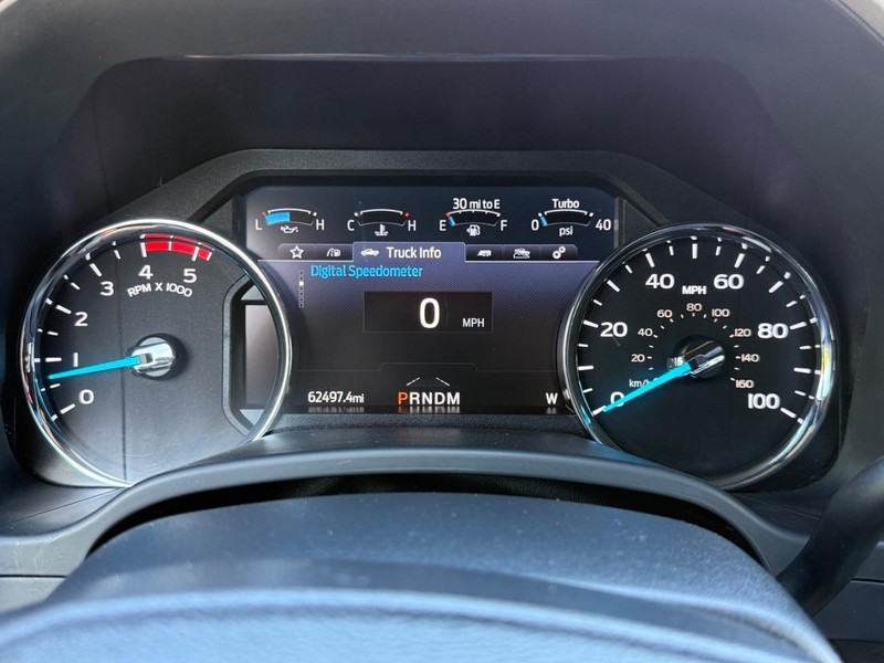 Ford Super Duty F-350 SRW Vehicle Image 26