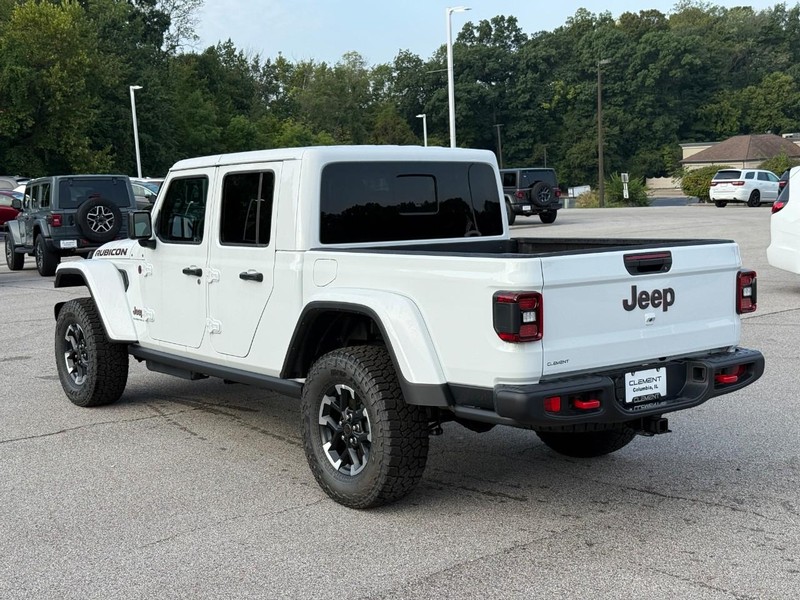 Jeep Gladiator Vehicle Image 04