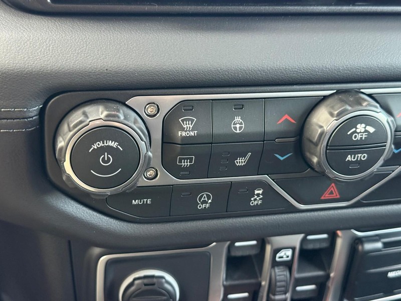 Jeep Gladiator Vehicle Image 20