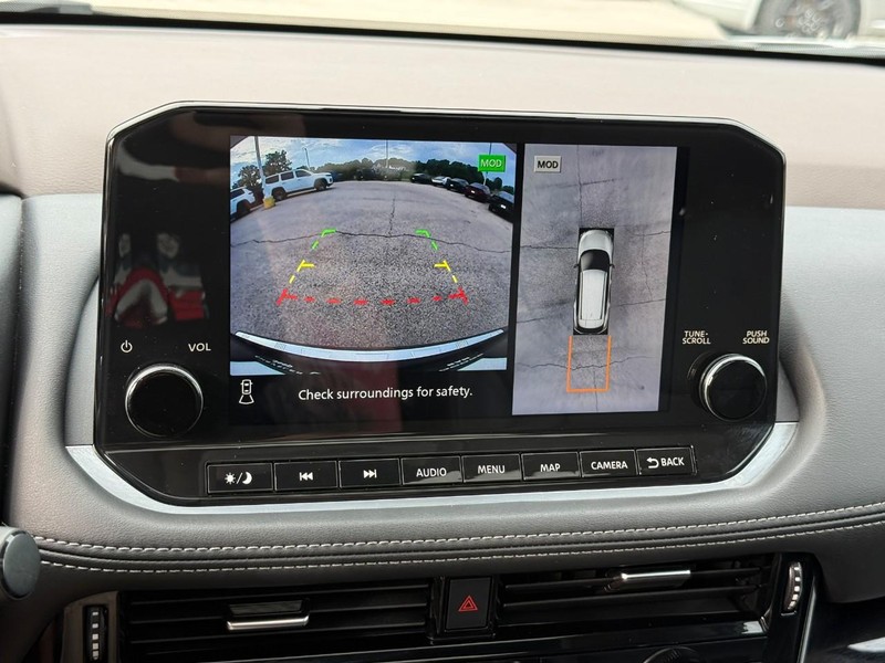 Nissan Rogue Vehicle Image 29