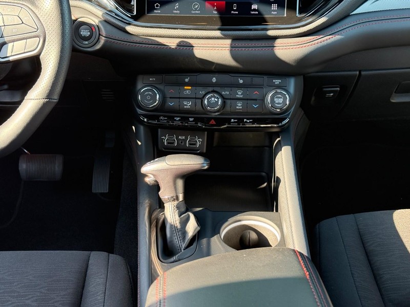 Dodge Durango Vehicle Image 18