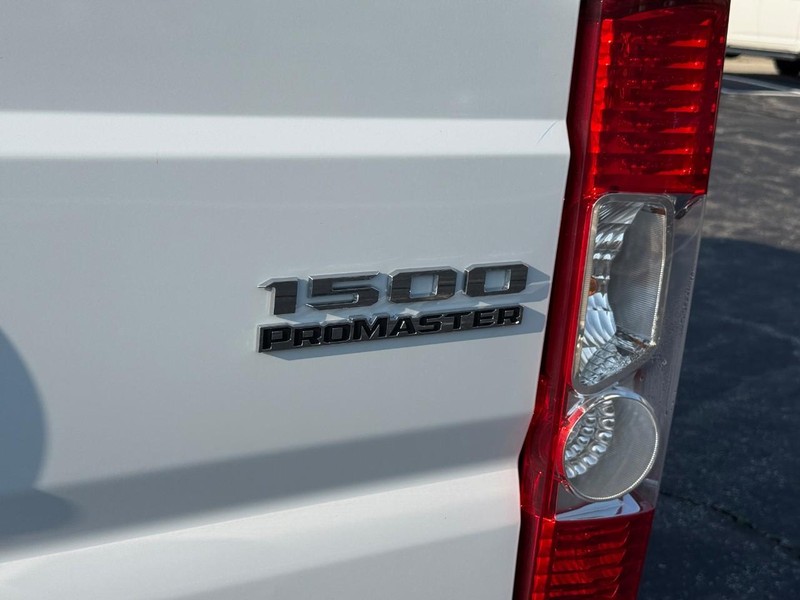 Ram ProMaster Cargo Van Vehicle Full-screen Gallery Image 5