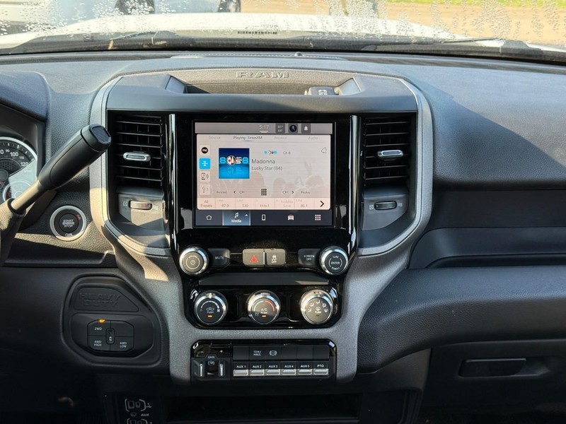 Ram 5500 Chassis Cab Vehicle Image 11