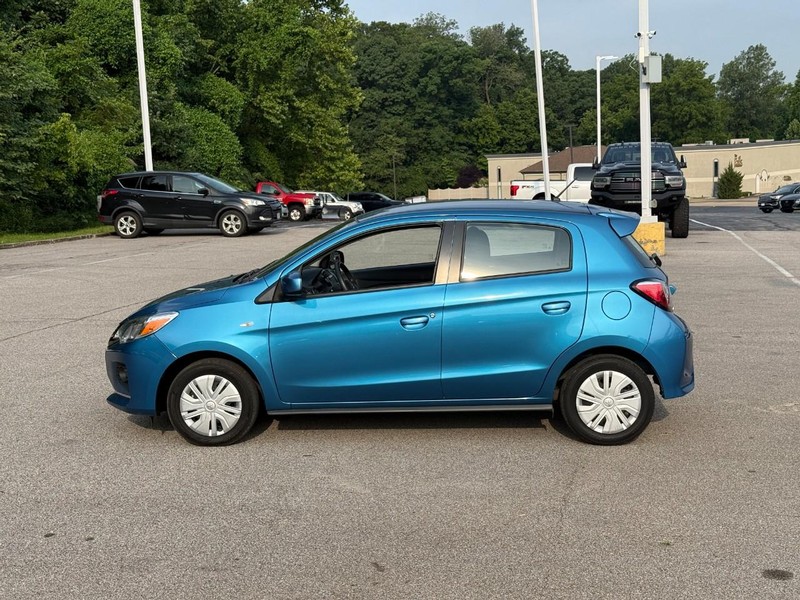 Mitsubishi Mirage Vehicle Full-screen Gallery Image 2
