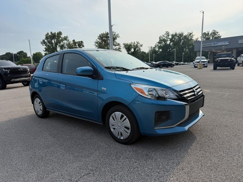 Mitsubishi Mirage Vehicle Full-screen Gallery Image 8