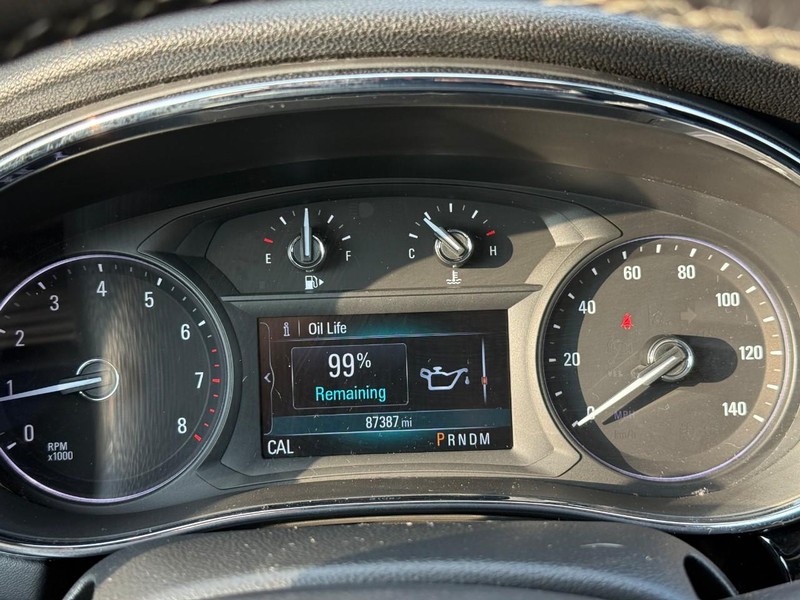 Buick Encore Vehicle Image 24