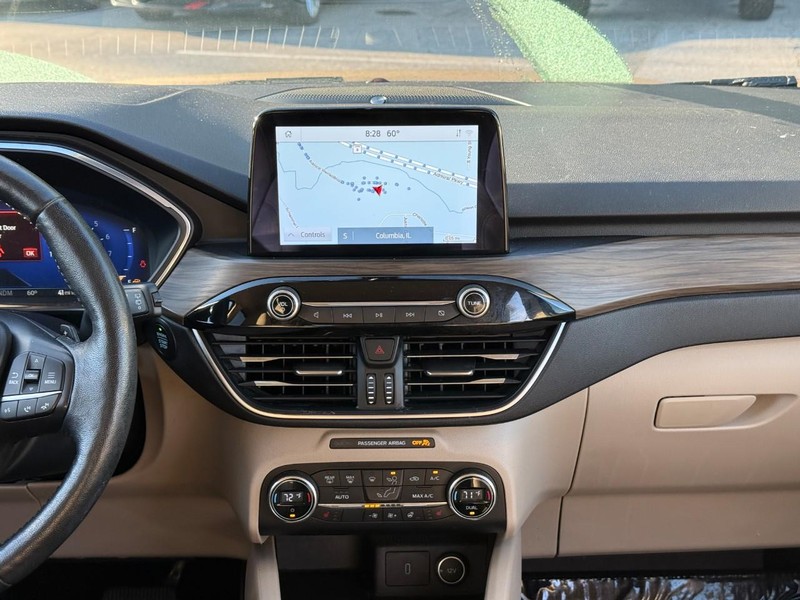 Ford Escape Vehicle Image 17