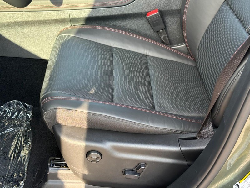 Dodge Durango Vehicle Image 16