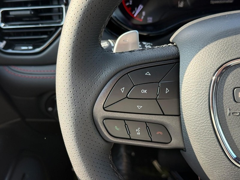 Dodge Durango Vehicle Image 18