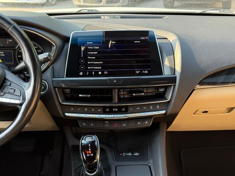Cadillac CT5 Vehicle Full-screen Gallery Image 13
