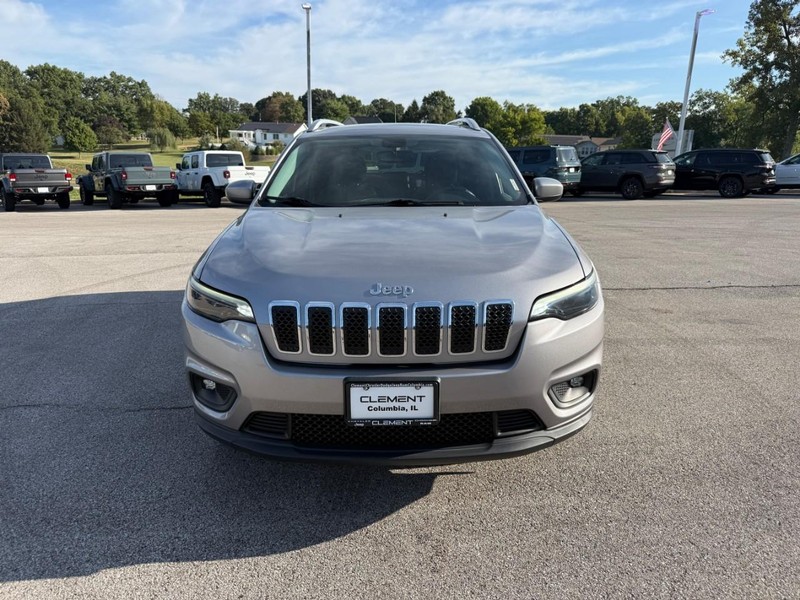 Jeep Cherokee Vehicle Full-screen Gallery Image 10