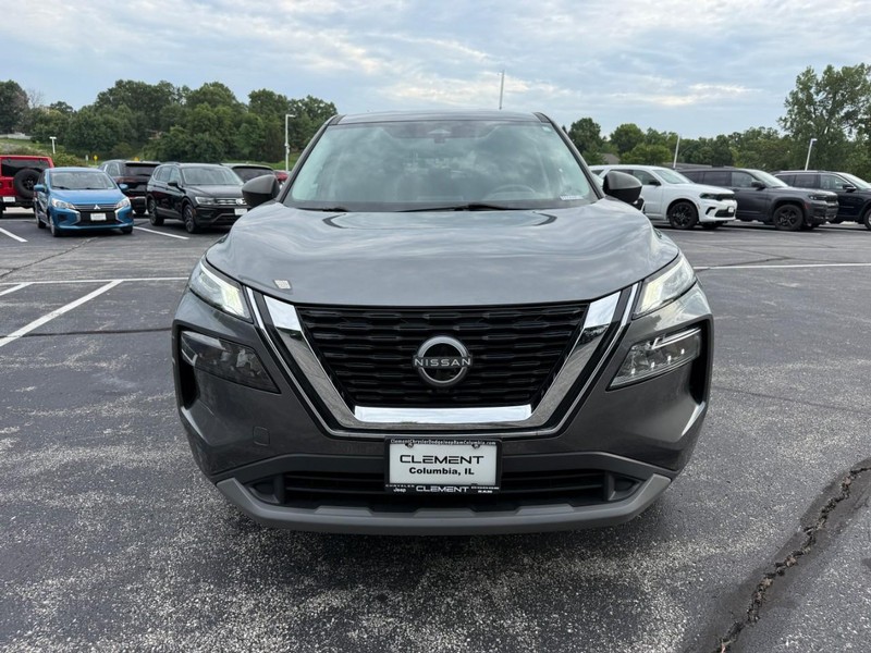 Nissan Rogue Vehicle Image 13