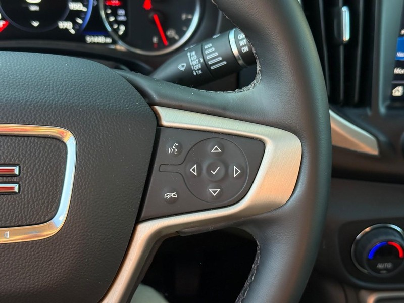 GMC Terrain Vehicle Image 25