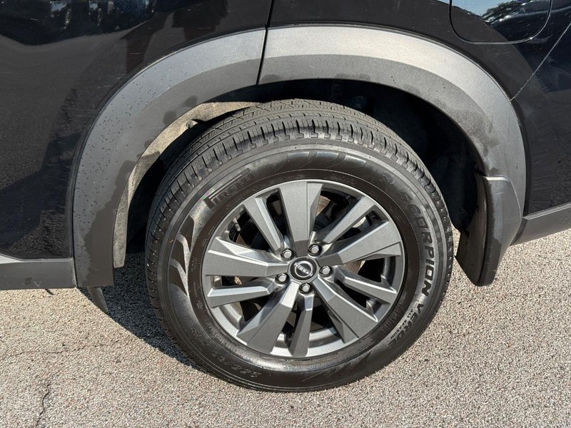 Nissan Pathfinder Vehicle Image 05
