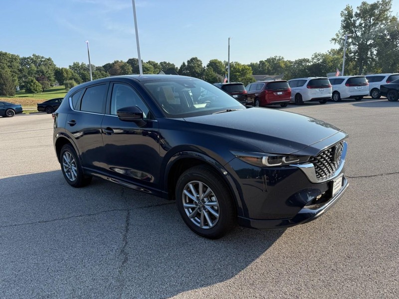 Mazda CX-5 Vehicle Image 12