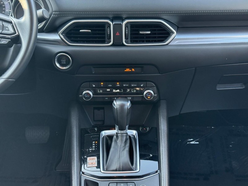 Mazda CX-5 Vehicle Image 17