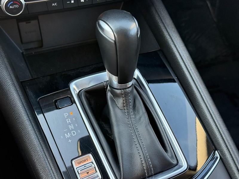 Mazda CX-5 Vehicle Image 24