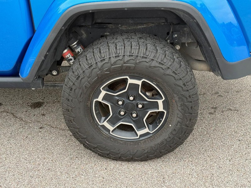 Jeep Gladiator Vehicle Image 05