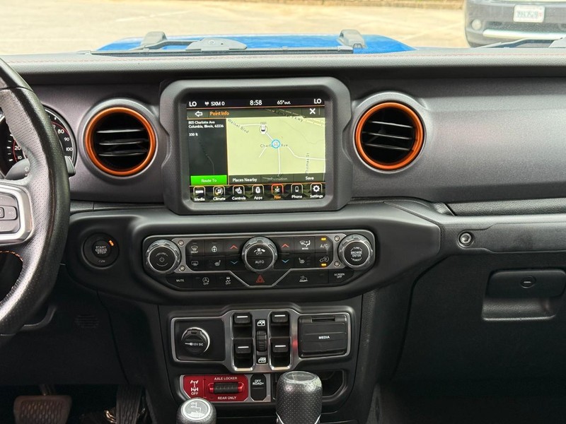 Jeep Gladiator Vehicle Image 16