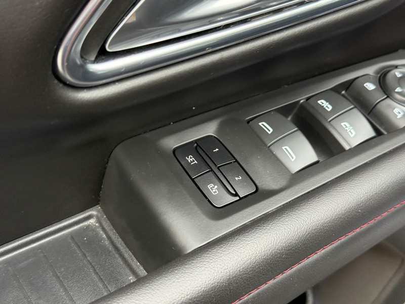 Chevrolet Tahoe Vehicle Image 20