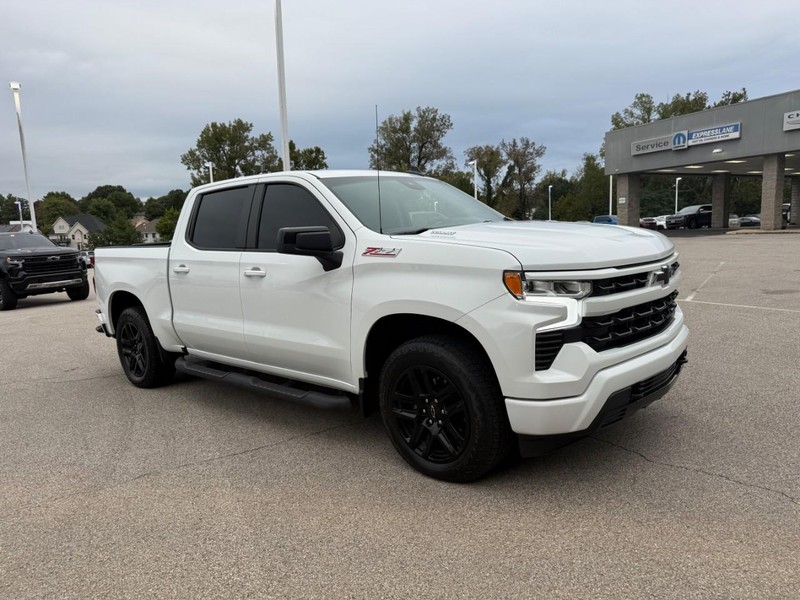 Chevrolet Silverado 1500 Vehicle Image 12