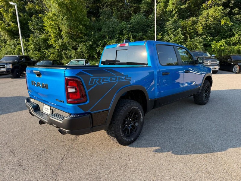 Ram 1500 Vehicle Image 11