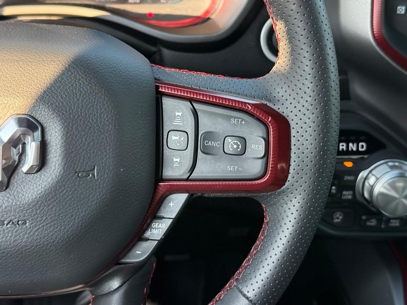 Ram 1500 Vehicle Image 23
